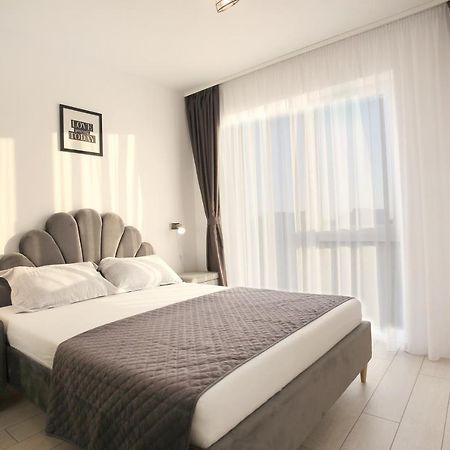 Apartament Prima Nufarul Ralu Oradea Ngoại thất bức ảnh