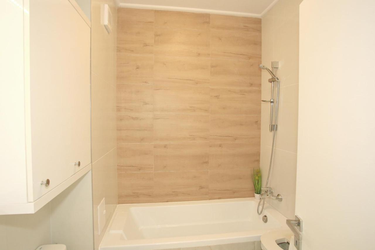 Apartament Prima Nufarul Ralu Oradea Ngoại thất bức ảnh